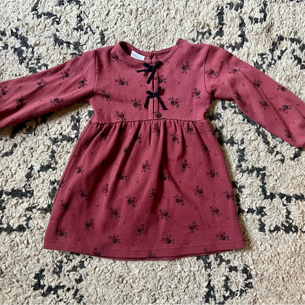 Zara Burgundy toddler Floral Dress with Black bows 3T